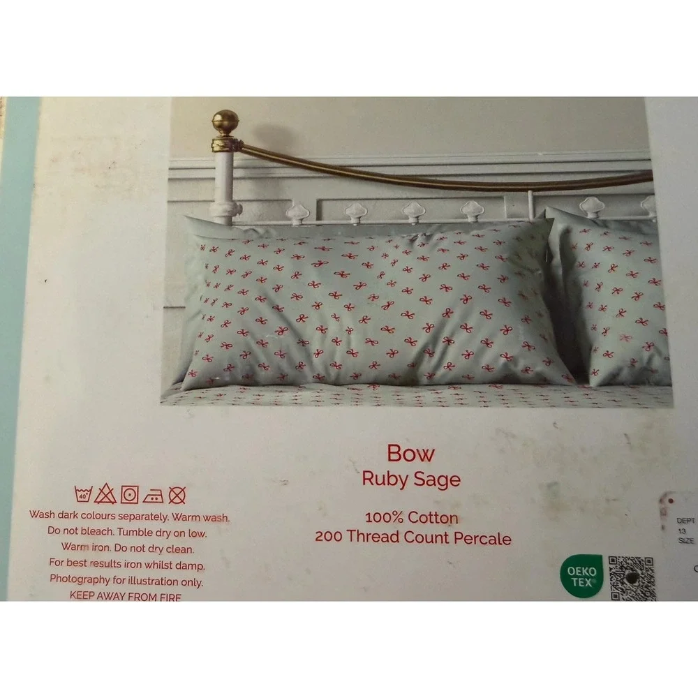 Cath Kidston New London Bow Ruby Sage Standard Pillowcase Pair 21x28